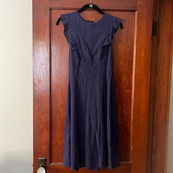 Elegant Navy Midi Dress - Picture 2 of 2